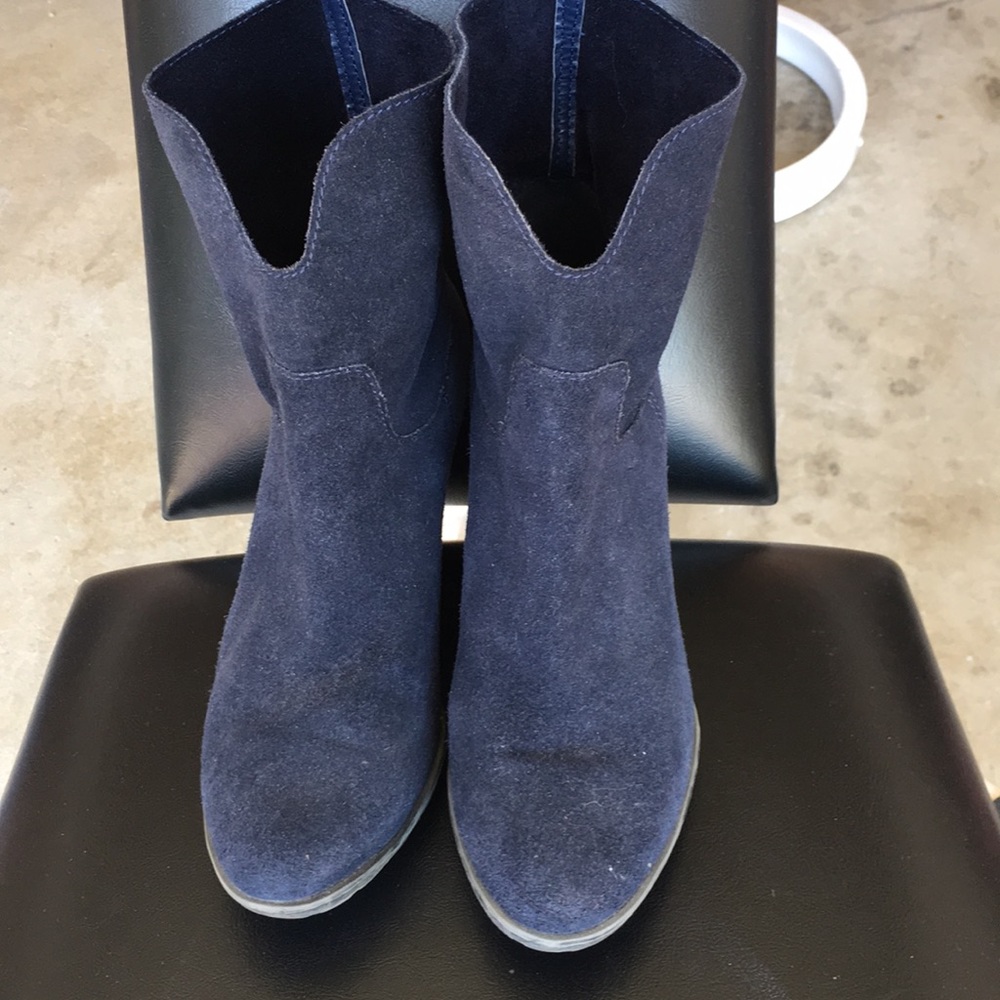 Blondo Navy Heel Ankle Boots